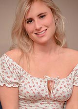 Blonde Lindsey Cruz Strokies handjob debut