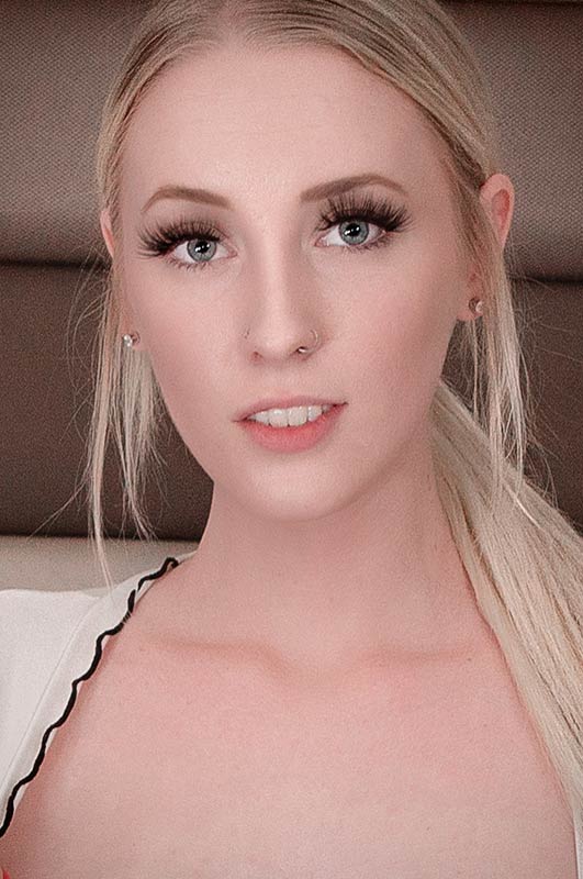 Marilyn Johnson - Strokies.com