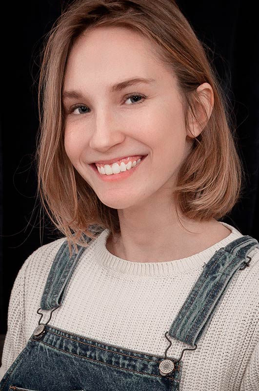 Claire Roos - Strokies.com